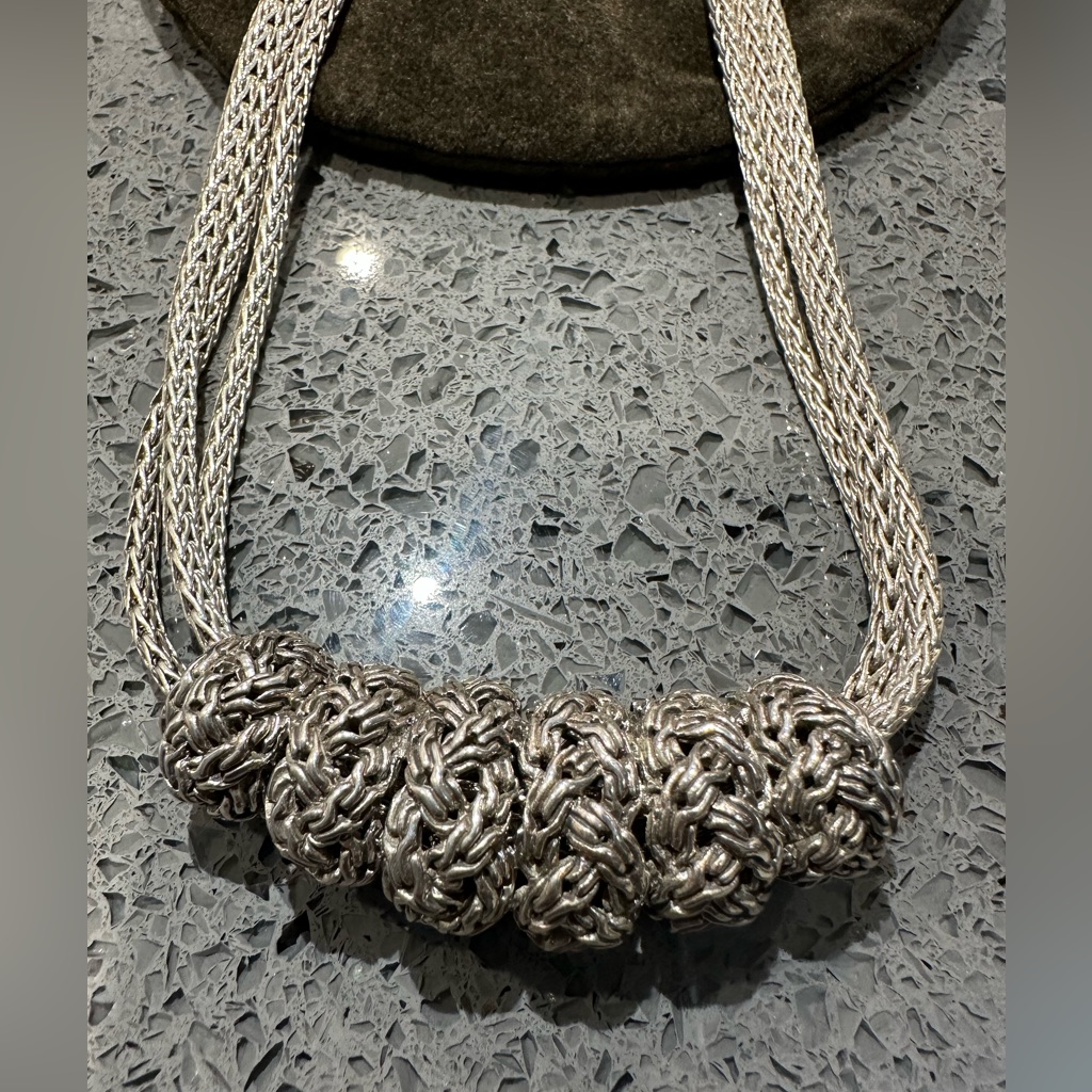 Triple Cable Silver John Hardy Necklace With 6 Rings 875$